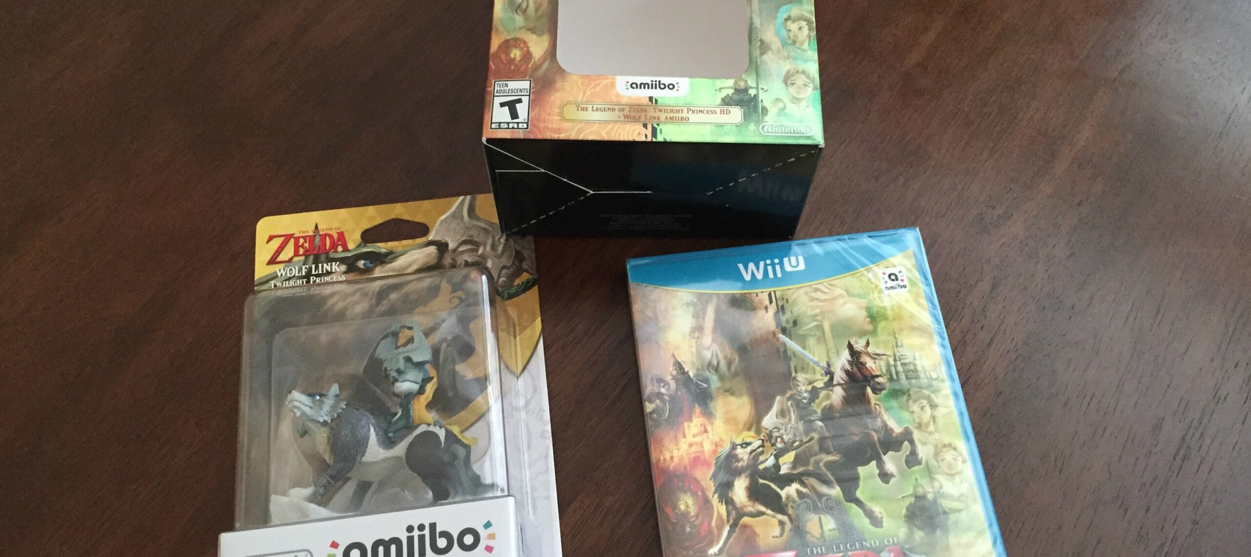Plakater domæne etnisk Get a good look at the Twilight Princess HD bundle, and the Wolf Link amiibo  – Destructoid
