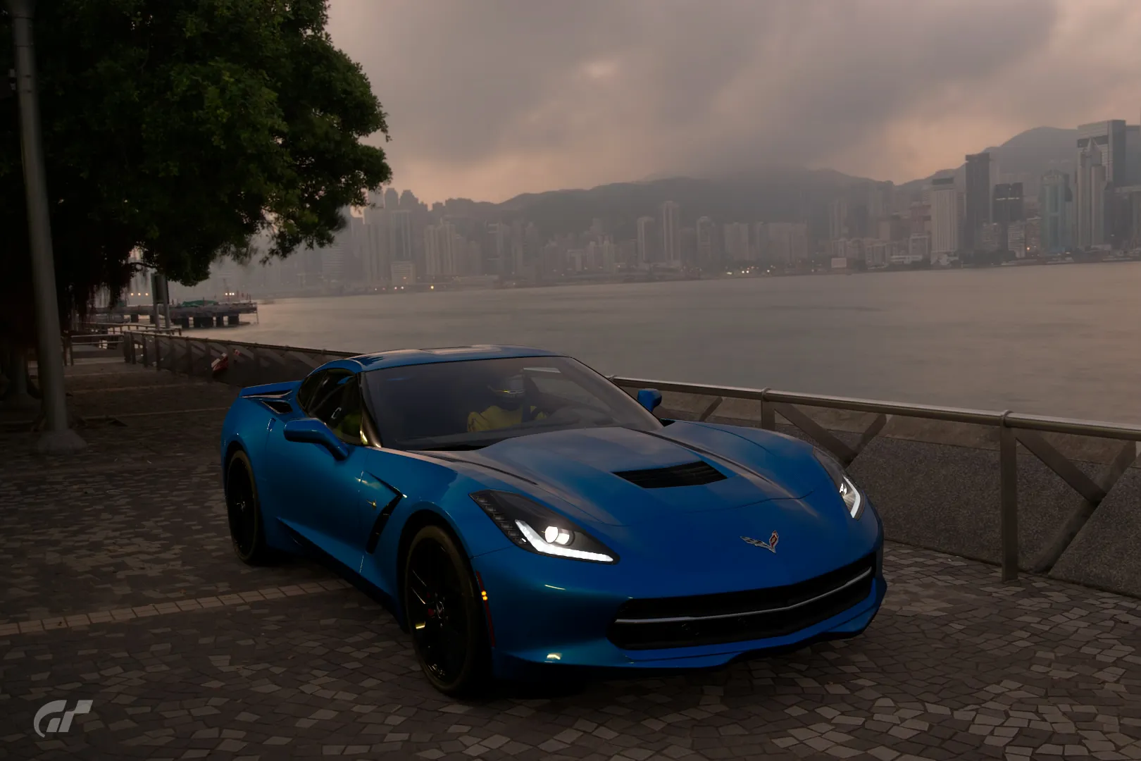 Project CARS versus Forza Motorsport 6 Demo - Graphics & Rain Comparison  Video