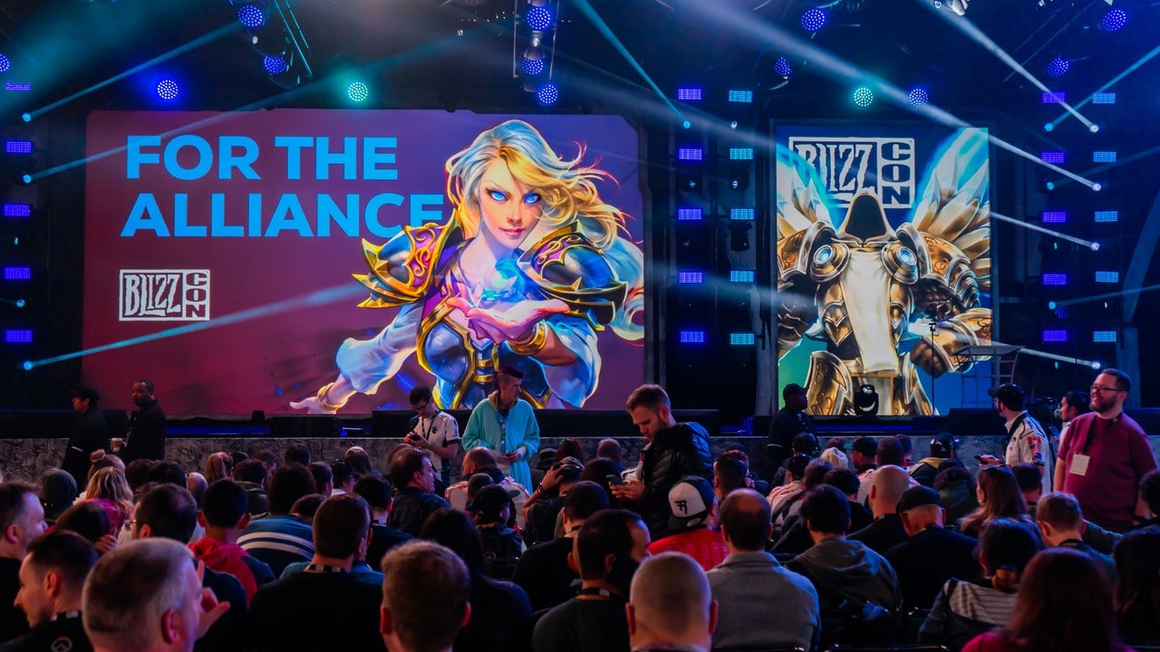 A crowd of players at BlizzCon