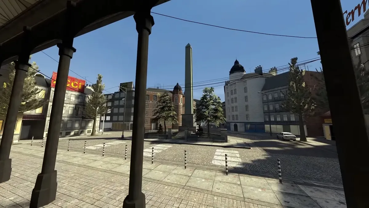 Screenshot from Half-Life 2 showing City 17 before the Combine arrived.