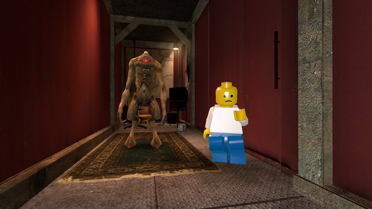 Half-Life 2: A Lego figure stood next to a vortigaunt.