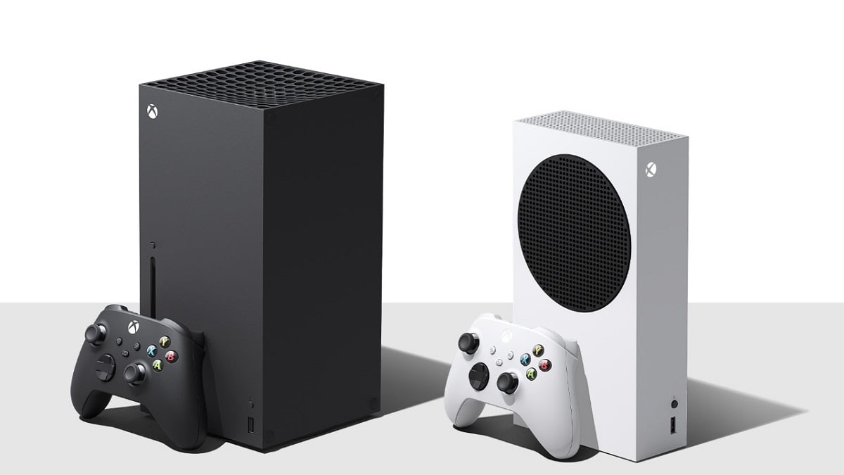 An Xbox Series X and Xbox Series S on a white background.