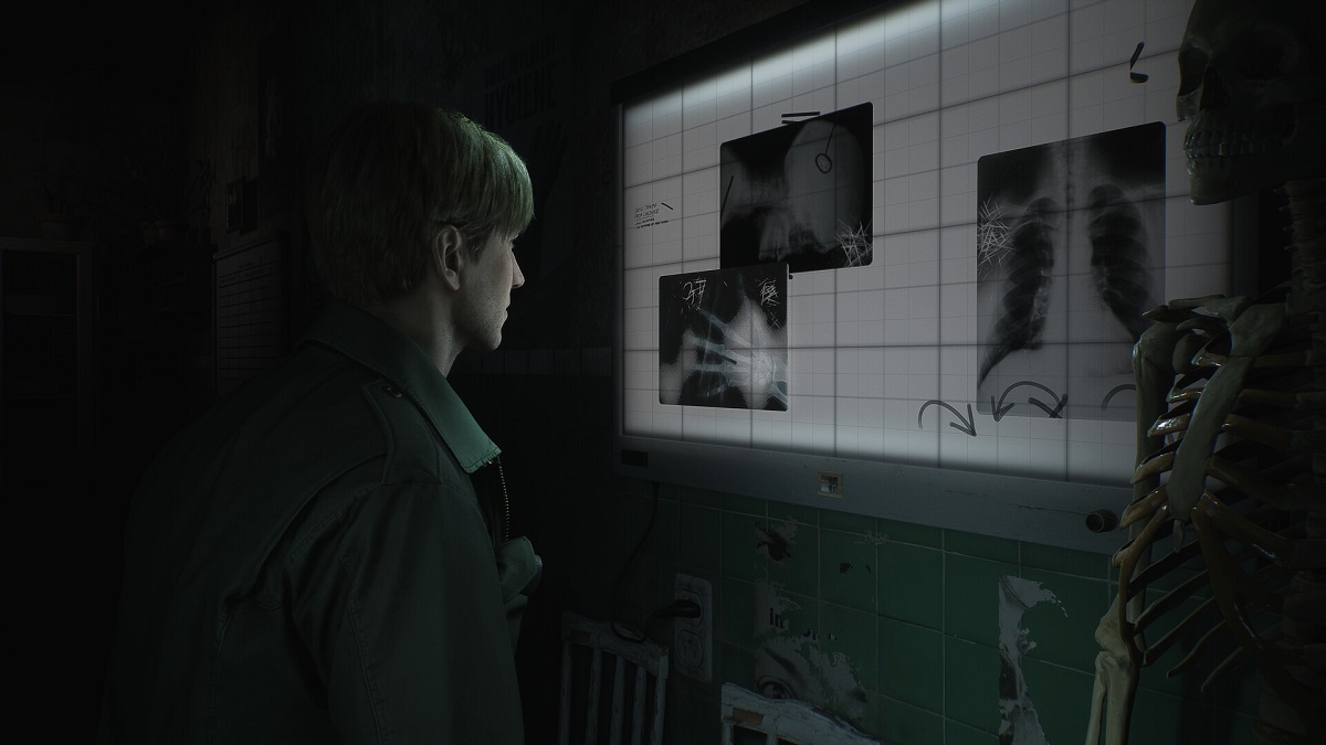Silent Hill 2: James Sunderland looking at some X-rays.