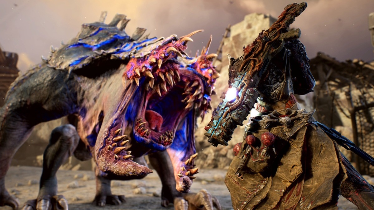 A screenshot of an alien monster attacking the protagonist of Outriders.