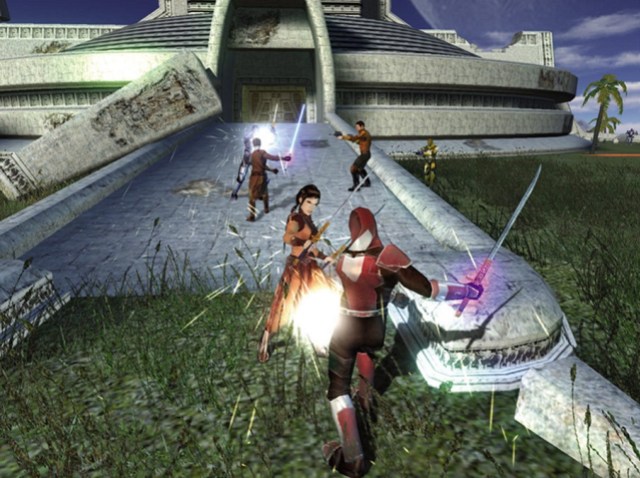 Knights of the Old Republic: Star Wars characters fighting with lightsabers outside a building.