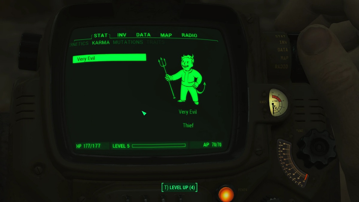 Fallout 4: a close-up of the Pip-Boy screen, showing the player's karma level as "very evil."