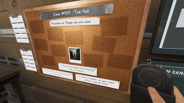 Phasmophobia: the corkboard in the van showing the objectives for an investigation.