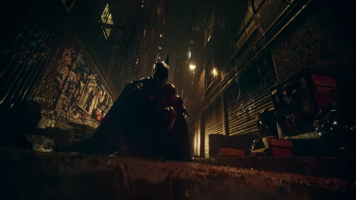 Batman landing in dark alleyway Arkham Shadow