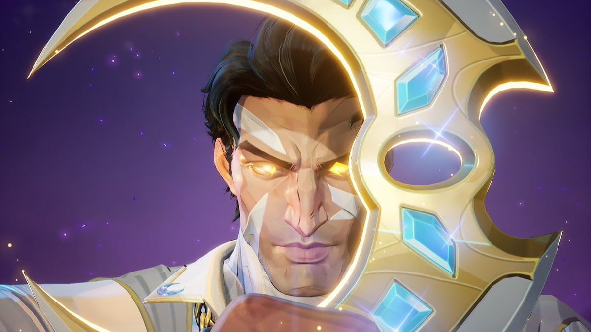 Moon knight holding up a moon shaped blade in marvel rivals